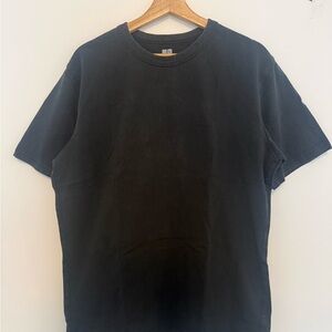 Uniqlo Men's Charcoal Short Sleeve Tee